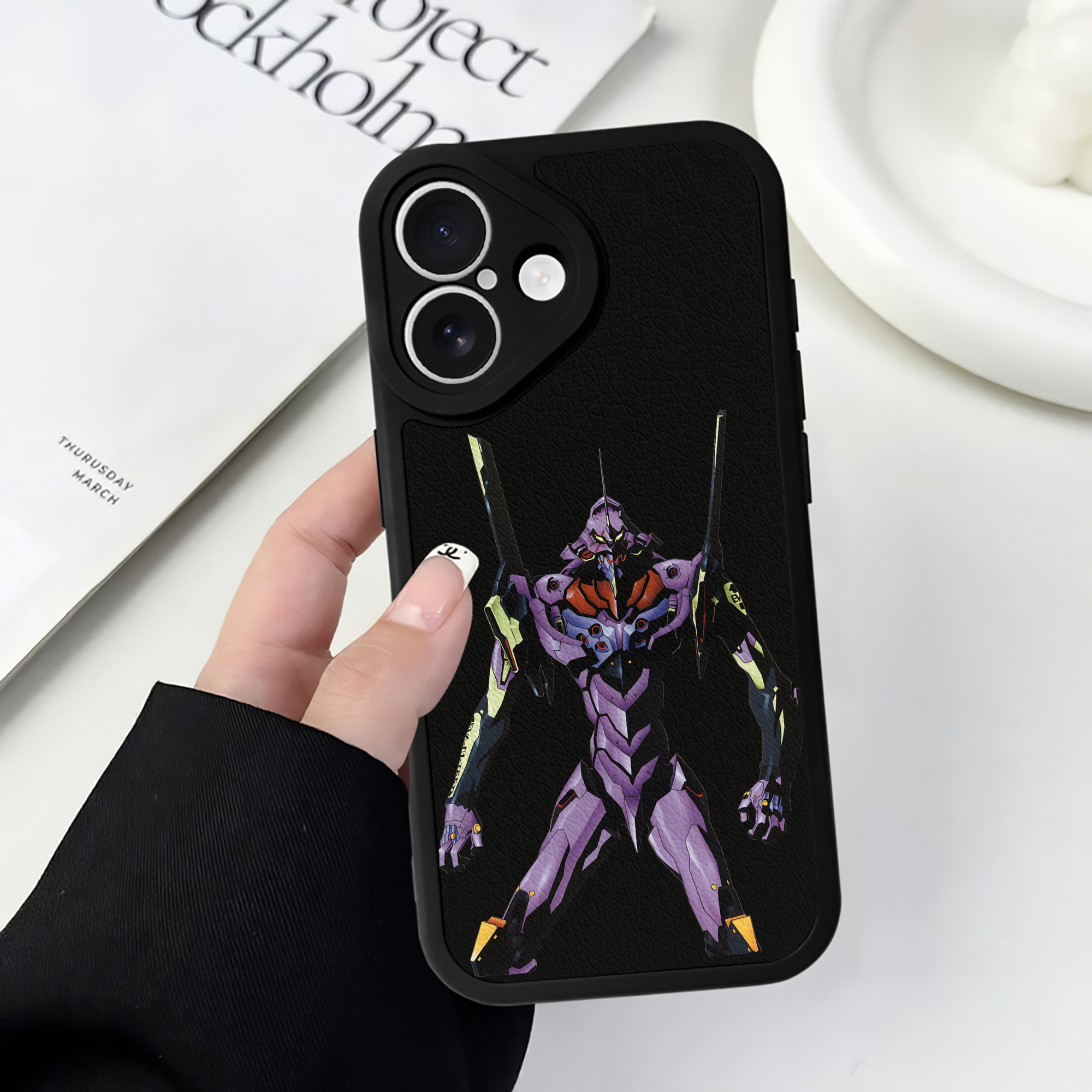 （画像用） EVA 新世紀エヴァンゲリオン 【iPhone 16シリーズ対応】シリコンスマホケース（レザー調） 材質：シリコン